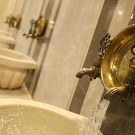 Life Corner Szálloda 3*