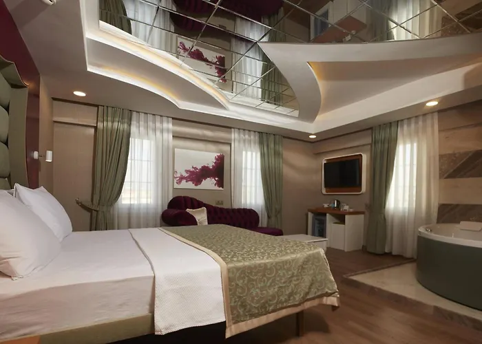 Life Corner 3* Izmir