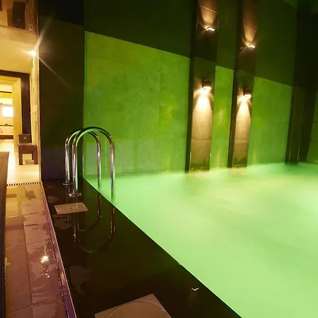 Life Corner איזמיר