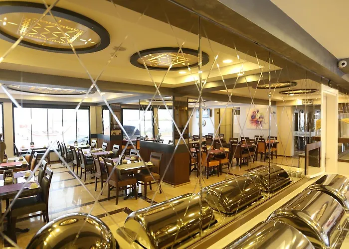 Life Corner Измир