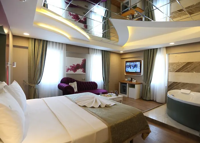 Life Corner Izmir